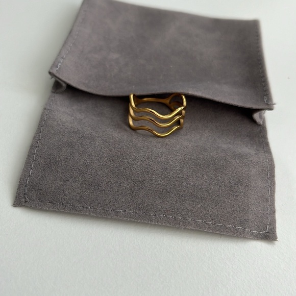 Gold Plated Triple Wave Ring - Size 7 - Picture 2 of 3